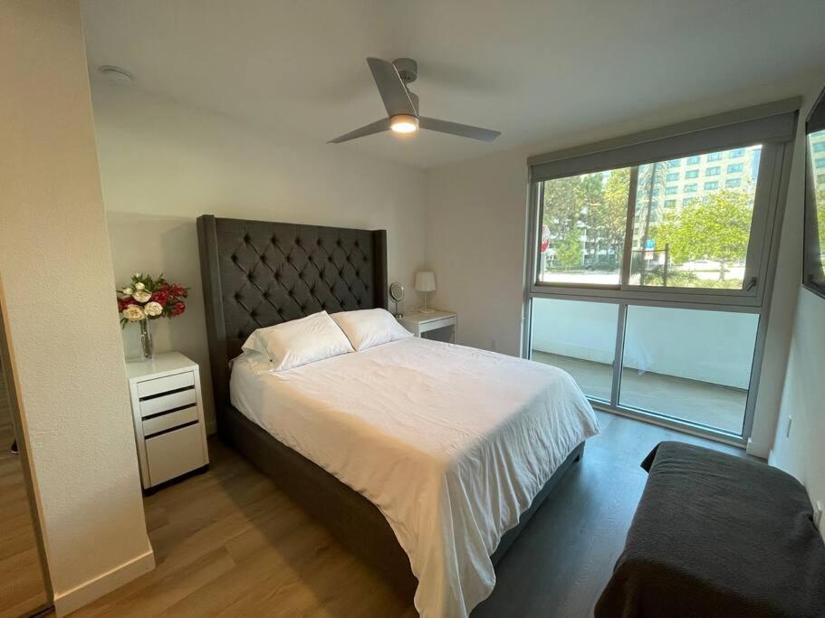 Luxurious Apartment Bardeen New Port Beach 1 Bedroom Irvine Exterior foto
