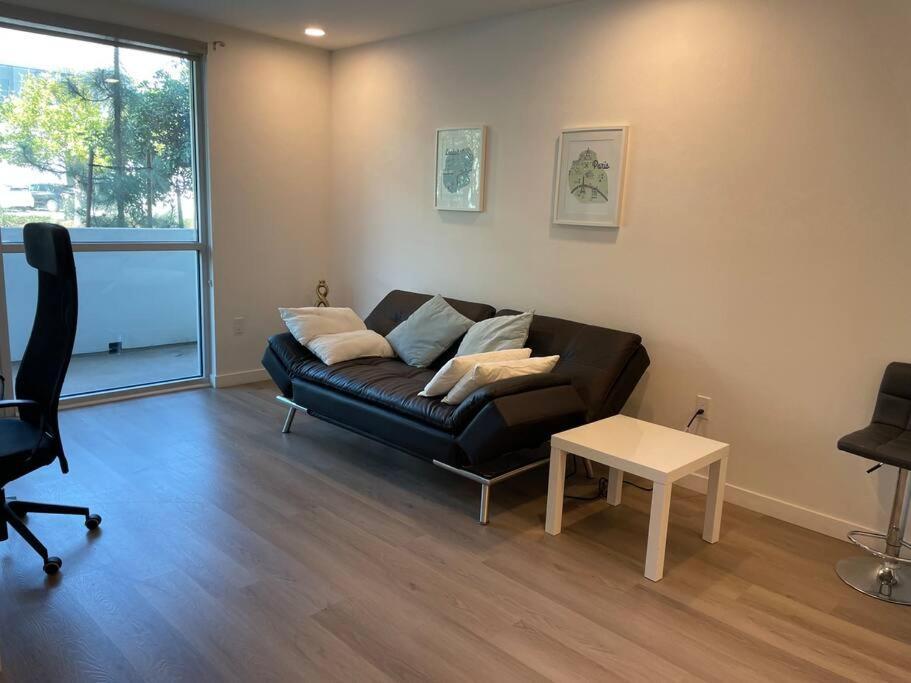 Luxurious Apartment Bardeen New Port Beach 1 Bedroom Irvine Exterior foto